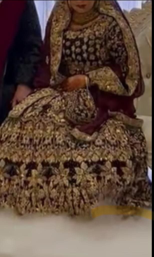 Bridal lehnga — image 1