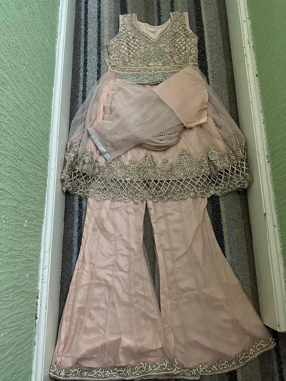Asian guest outfit — image 1