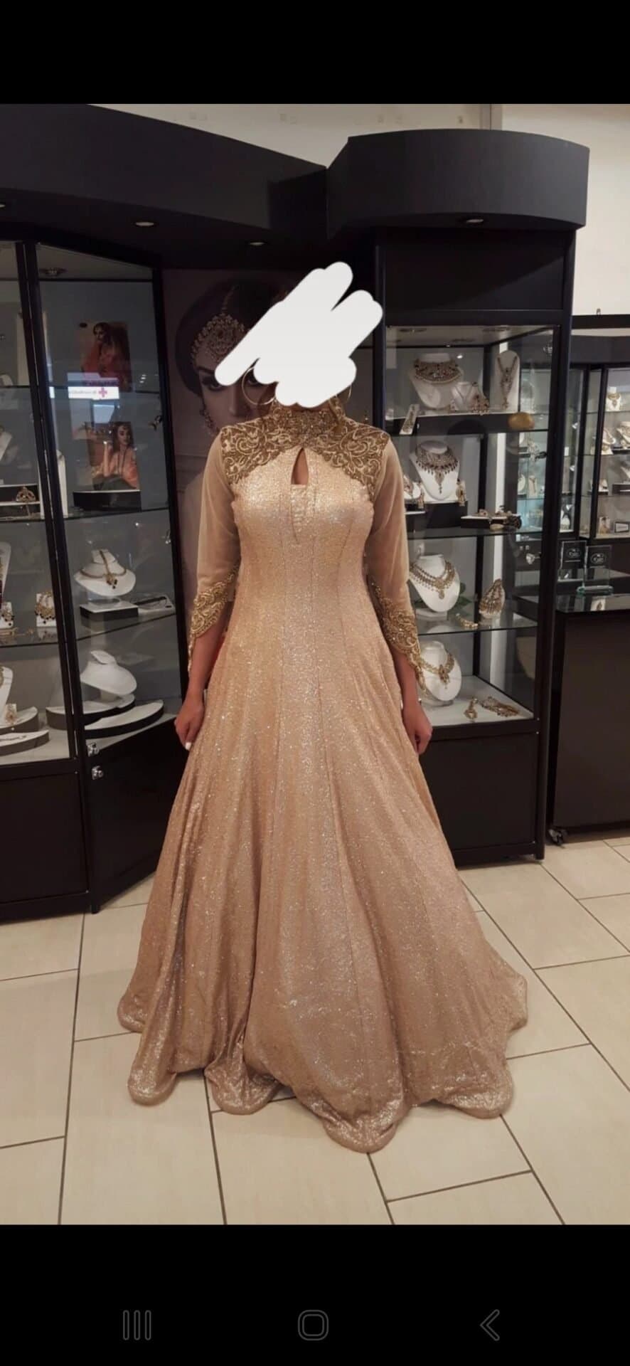Gold indian evening dress/bridal gown — image 1