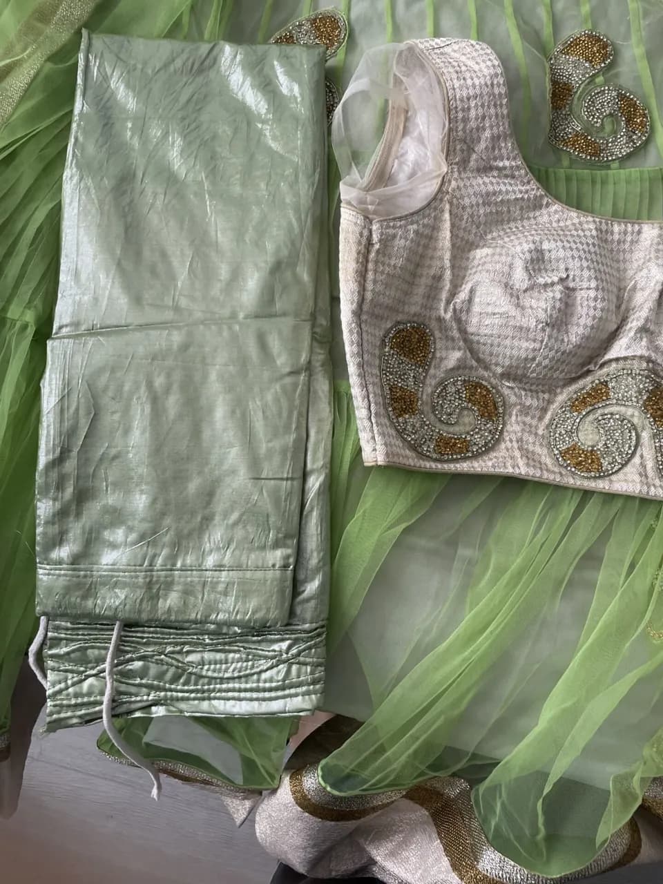 Lahenga choli — image 1