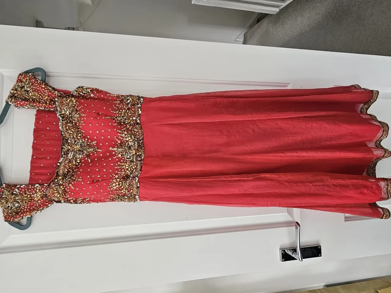 Suit — image 1