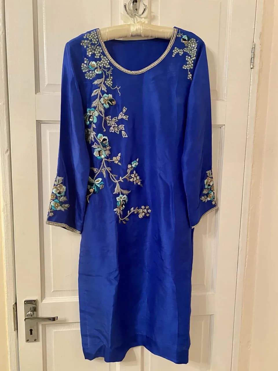 Embroidere Pakistani semi formal pure silk 2 piece. Brand newd — image 1