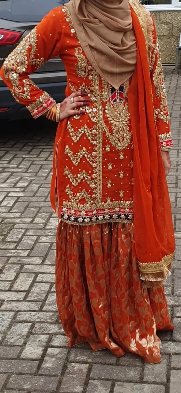 Stunning Mehndi outfit — image 1