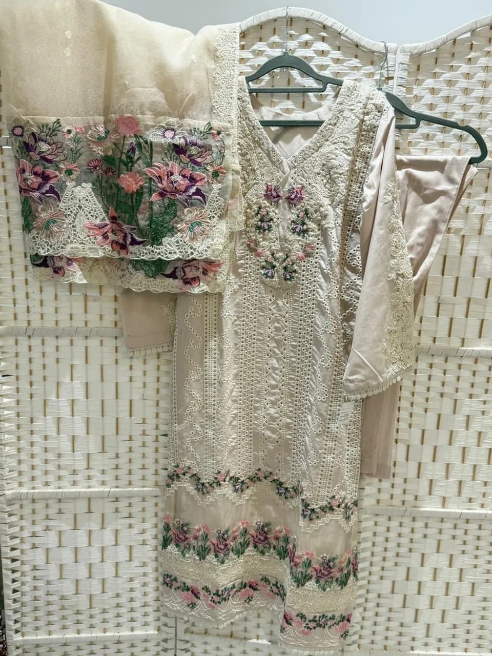 Shalwar Kameez outfits — image 1