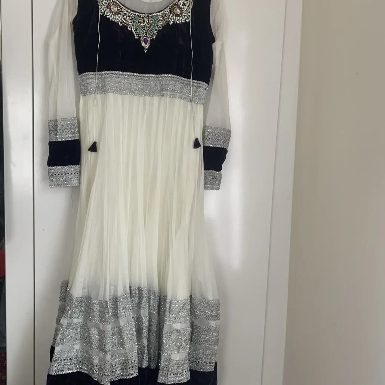 Asian purple cream heavy decorated velvet frock dress One size — image 1