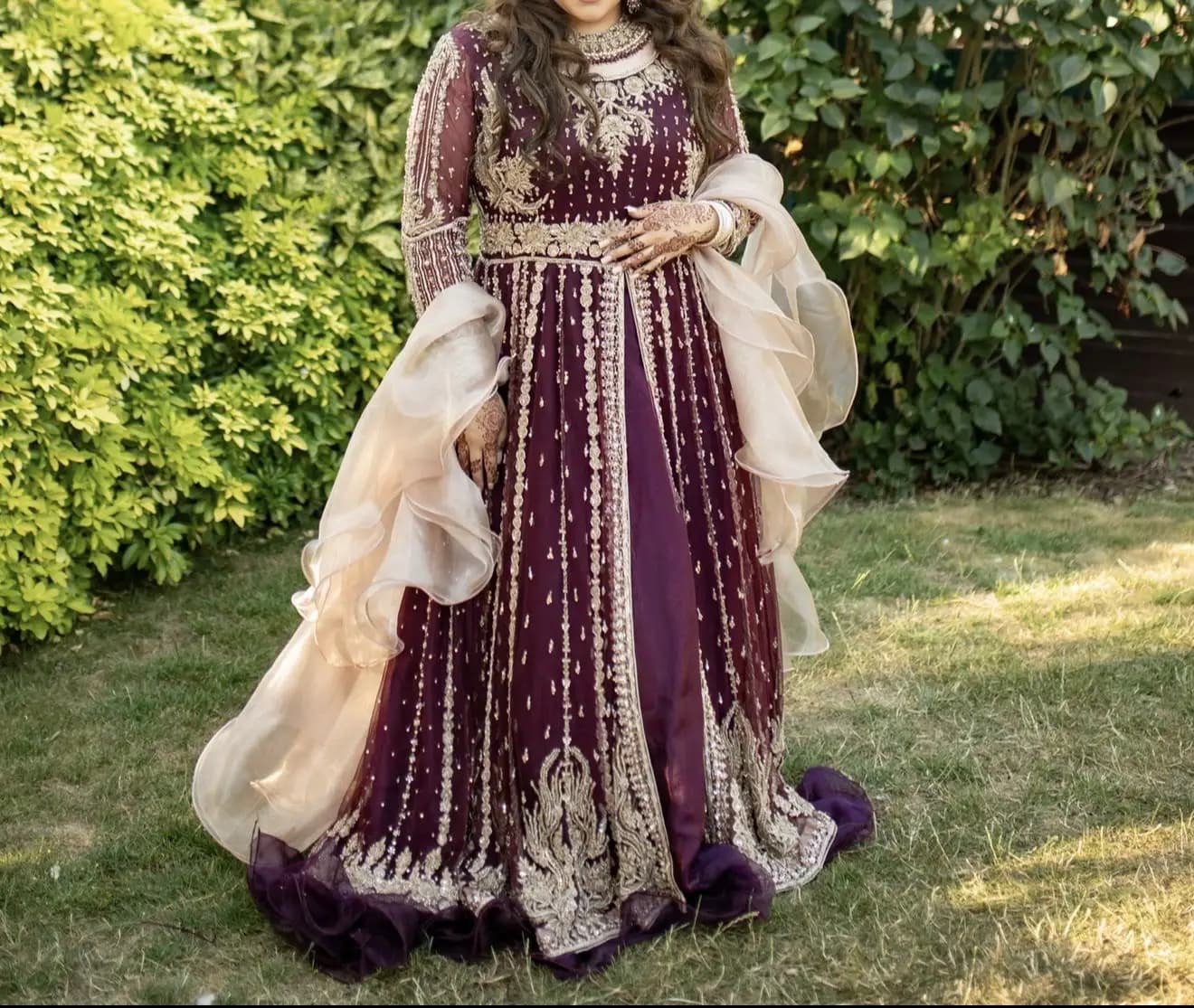 stunning semi bridal lengha — image 1