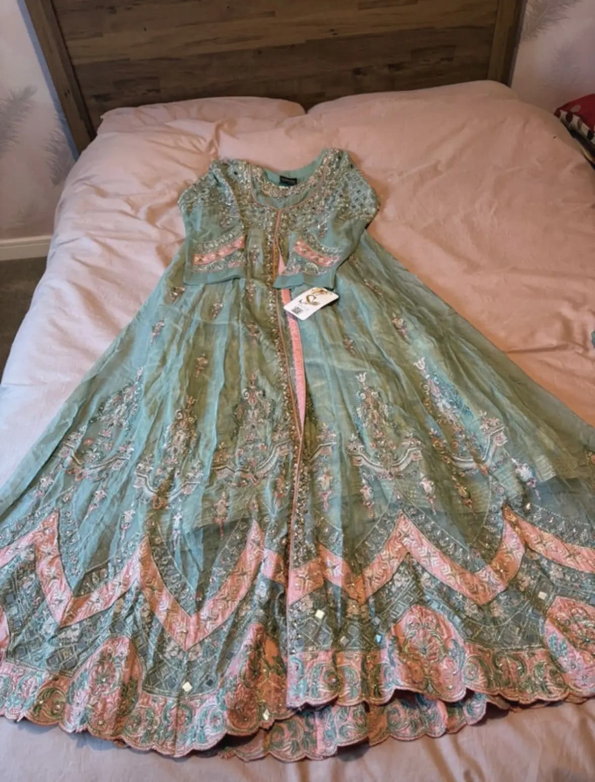 Maxi dress’- brand new (3 piece outfit) — image 1