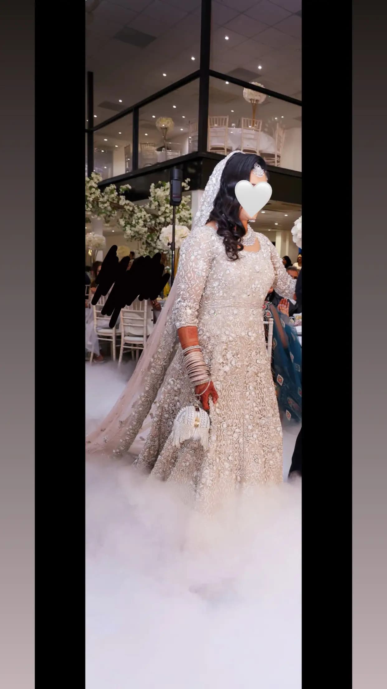 Asian bridal outfits — image 1