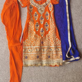 Full Punjabi Suit Set with Pajami & Chunni