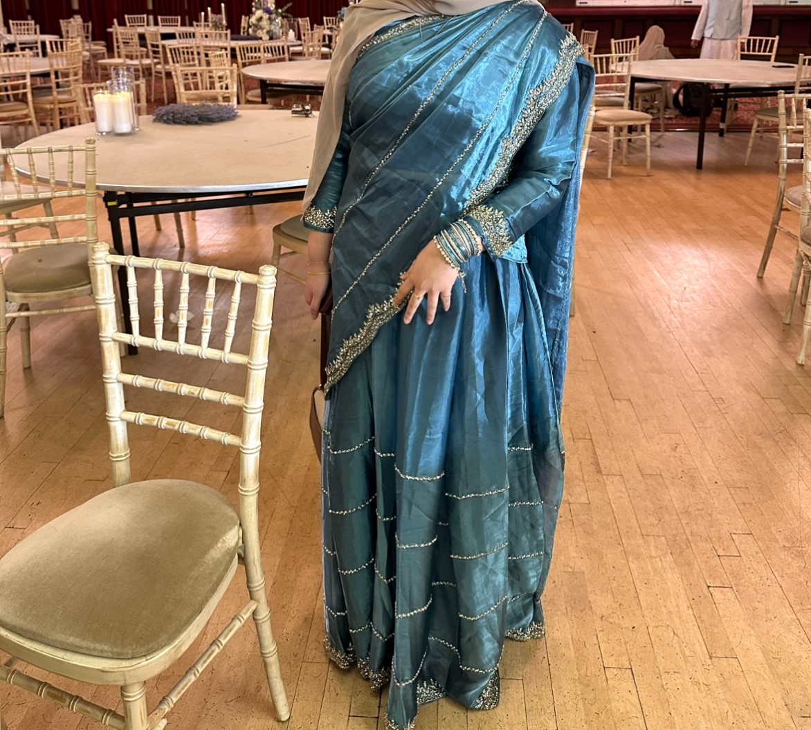 teal saree legha