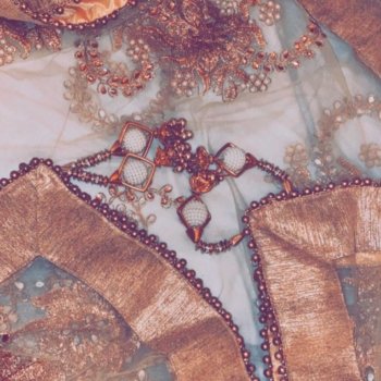 Gold coloured dupatta