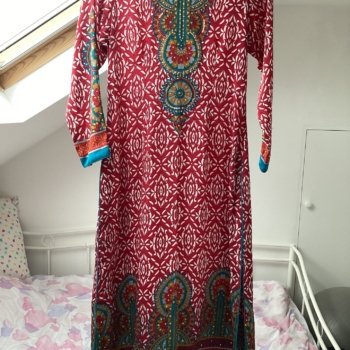 Beautiful red,white and blue print Asian suit