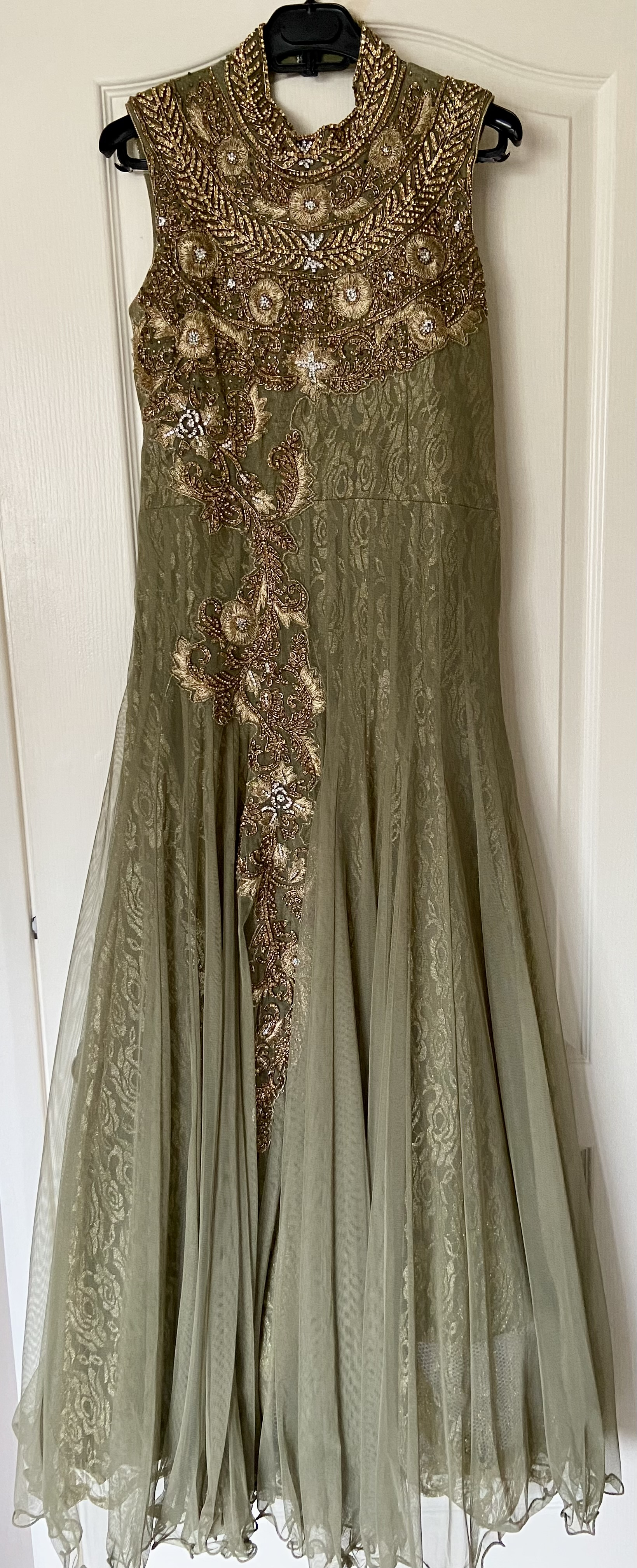 Light Sage Green Anarkali (Sleeves separate)UK Size 12 Never Worn