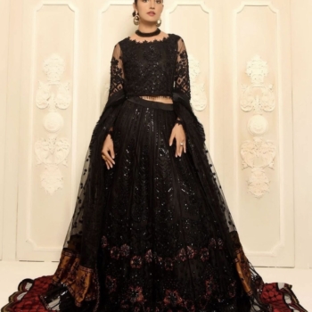 Black Irtiqa Ali Maxi outfit