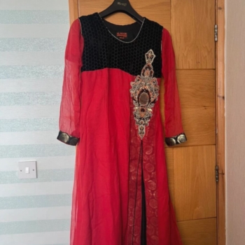 Black and red Asian outfit -size medium