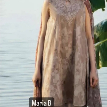 lawn kameez and trousers Maria b designer
