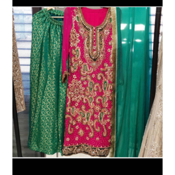 Mehndi Bridal Outfit