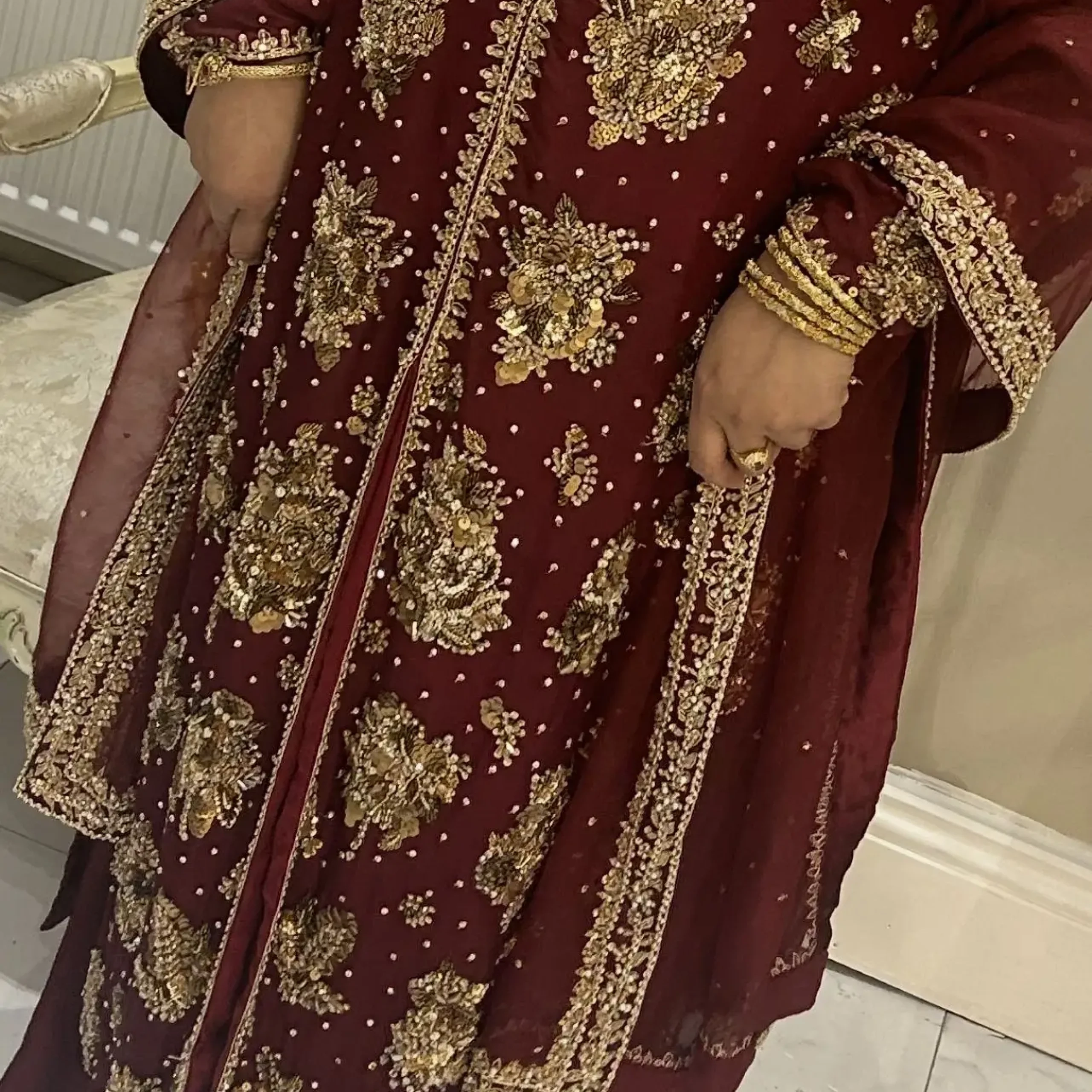 women wedding outfit