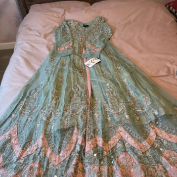 Maxi dress’- brand new (3 piece outfit)