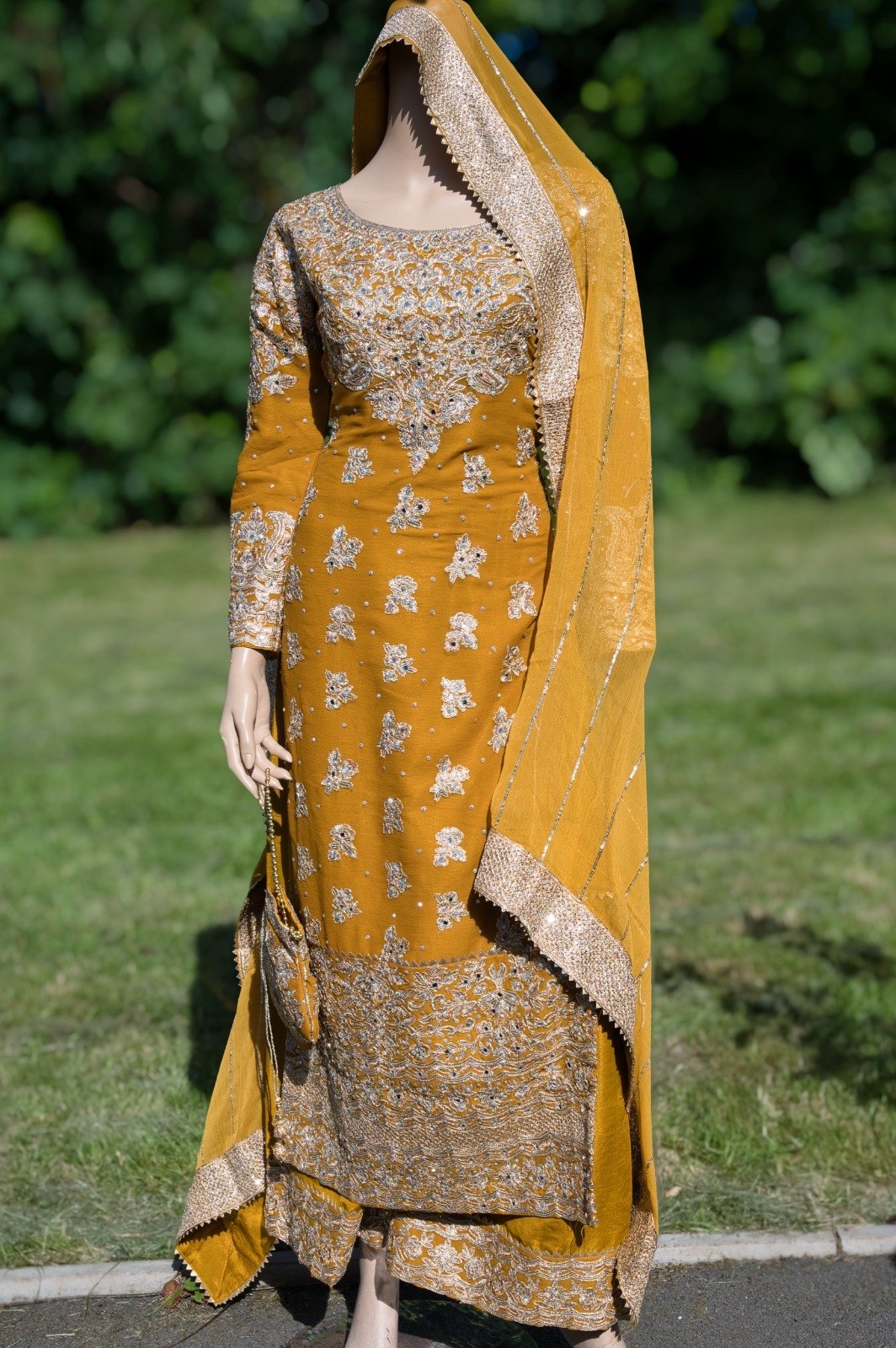 Brand New Haldi Mustard Yellow Gold embroidered Mehndi suit with matching potli bag Pakistani Indian traditional Wedding wear BollywoodLehenga choli